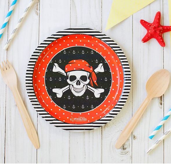 5016-1 Бумажная тарелка Пиратская, 18 см напрокат и купить в Казани по низкой оптовой цене, доставка по всей России