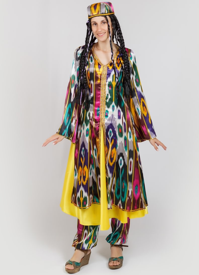 Костюм ташкент. Узбекский костюм женский. Узбекская Национальная одежда женская. Узбекские национальные платья. Узбекский халат женский.