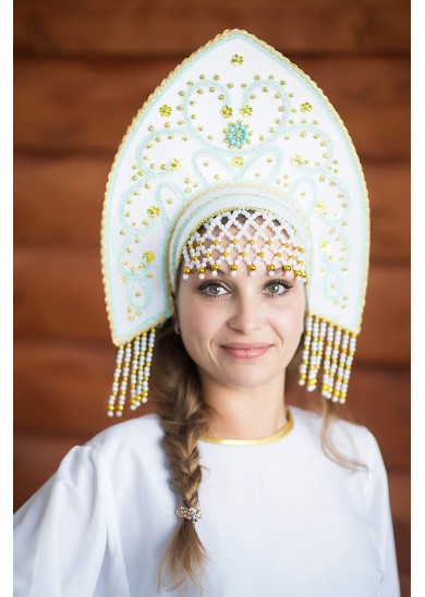 3070-7503 Кокошник Анна выс 16см напрокат и купить в Казани по низкой оптовой цене, доставка по всей России