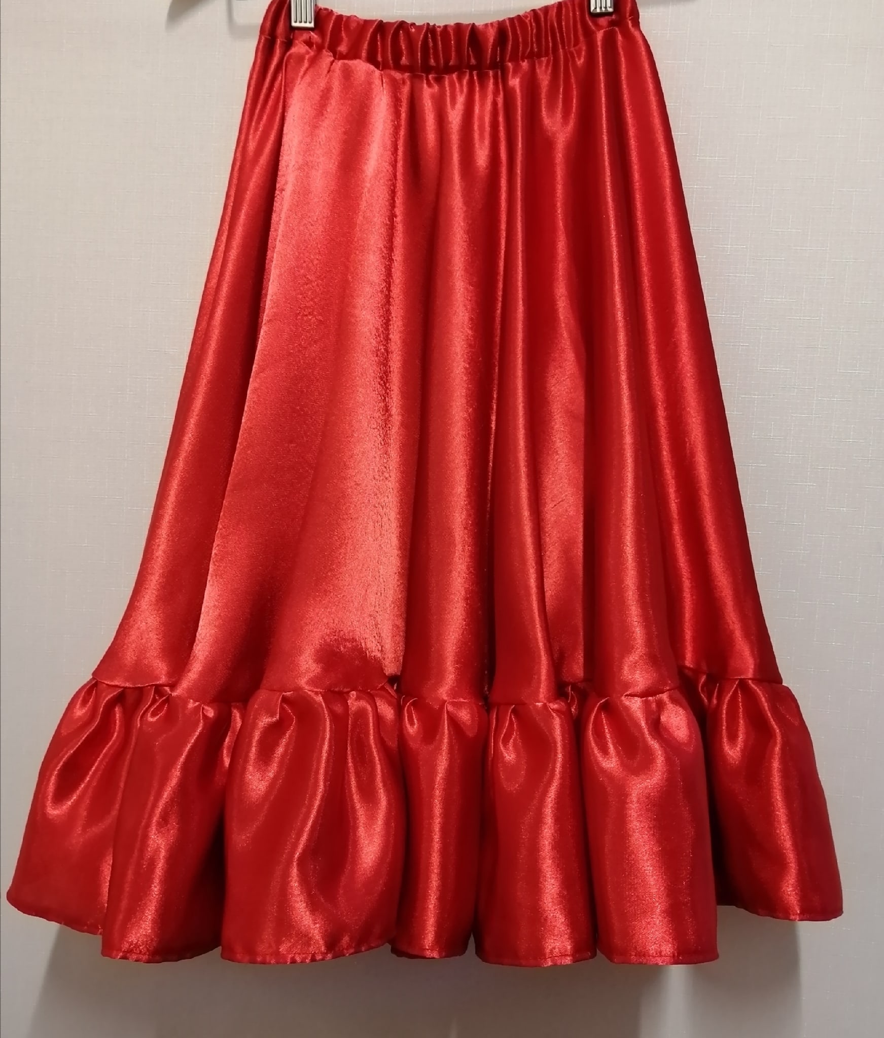 1477-4 Юбка Детская красная с оборками, 66 см