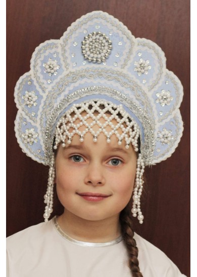 3070-7615 Кокошник Елена высота 12,5см напрокат и купить в Казани по низкой оптовой цене, доставка по всей России